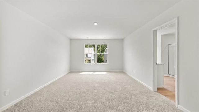 117 Crooked Lake Park, Villa Rica, GA 30180