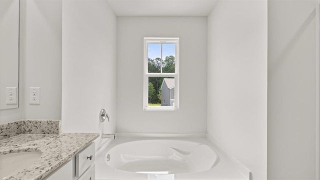 117 Crooked Lake Park, Villa Rica, GA 30180