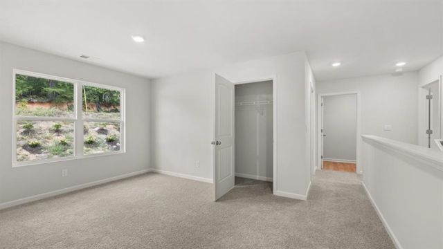 117 Crooked Lake Park, Villa Rica, GA 30180