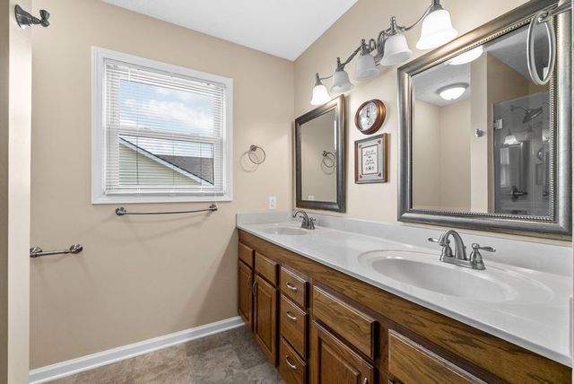 1230 Bark Ridge Circle, Hopkinsville, KY 42240