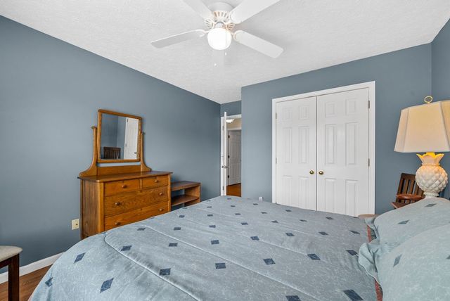 1230 Bark Ridge Circle, Hopkinsville, KY 42240