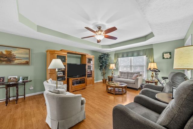 1230 Bark Ridge Circle, Hopkinsville, KY 42240