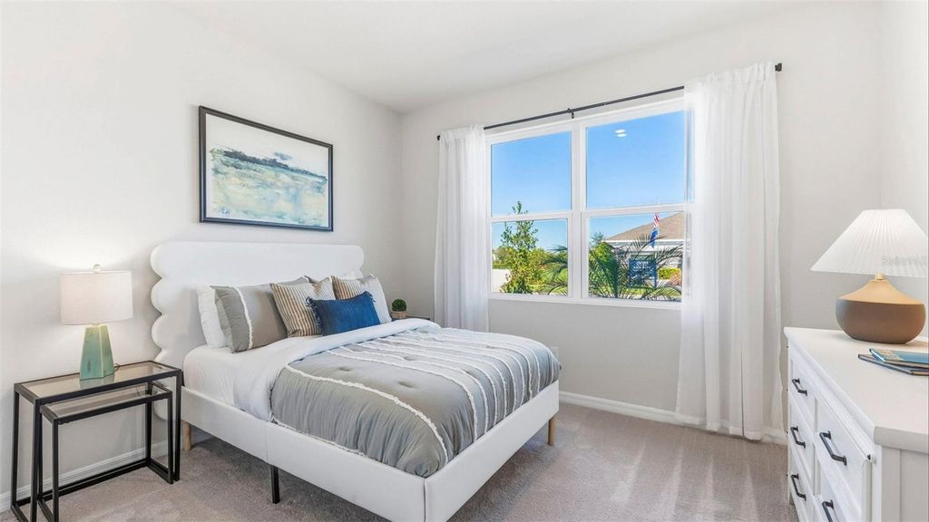 Image 13 of property listing at 4416 BALE LANE, Lakewood Ranch, FL 34211