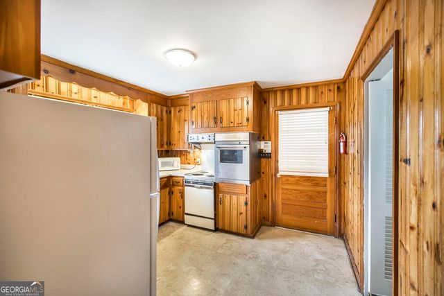 2925 Malvern Hill Drive, Macon, GA 31204