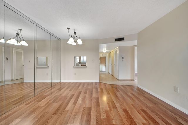 8435 Sunrise Lakes Boulevard 301, Sunrise, FL 33322