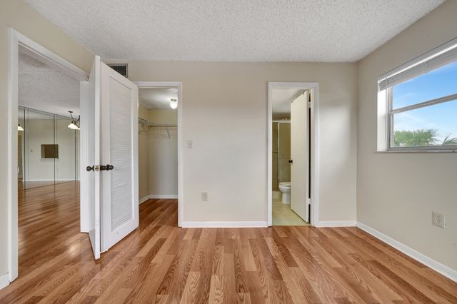 8435 Sunrise Lakes Boulevard 301, Sunrise, FL 33322