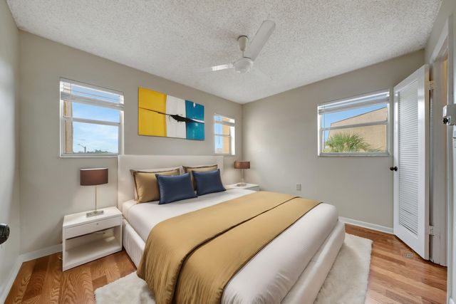 8435 Sunrise Lakes Boulevard 301, Sunrise, FL 33322