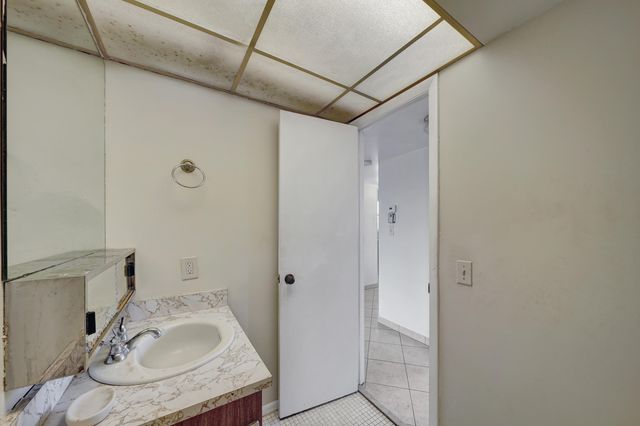 8435 Sunrise Lakes Boulevard 301, Sunrise, FL 33322