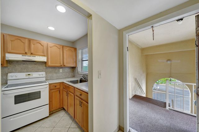 8435 Sunrise Lakes Boulevard 301, Sunrise, FL 33322
