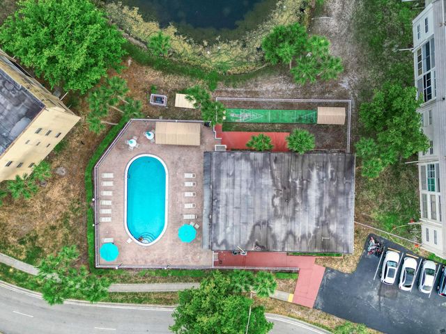 8435 Sunrise Lakes Boulevard 301, Sunrise, FL 33322