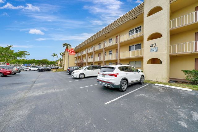 8435 Sunrise Lakes Boulevard 301, Sunrise, FL 33322