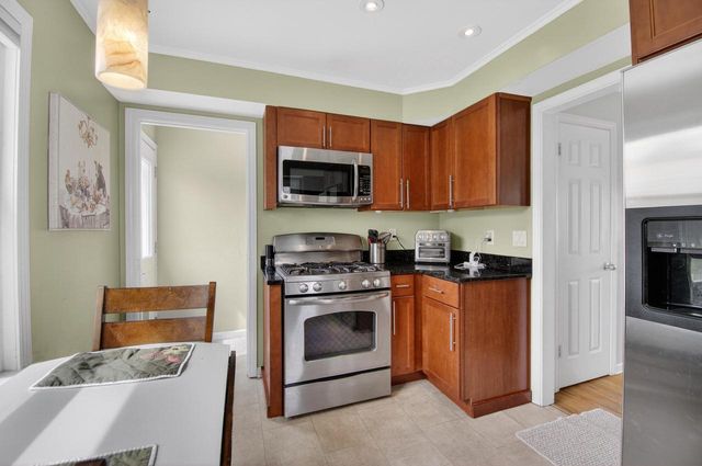 3206 Lakeview CIRCLE, Racine, WI 53402