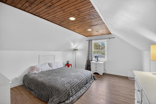 3206 Lakeview CIRCLE, Racine, WI 53402