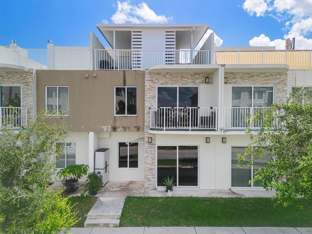 25888 SW 139th Path, Homestead, FL 33032