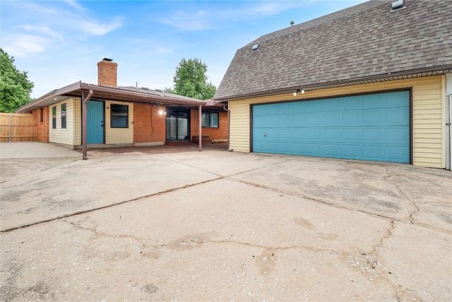 649 NW 1st Street, Moore, OK 73160