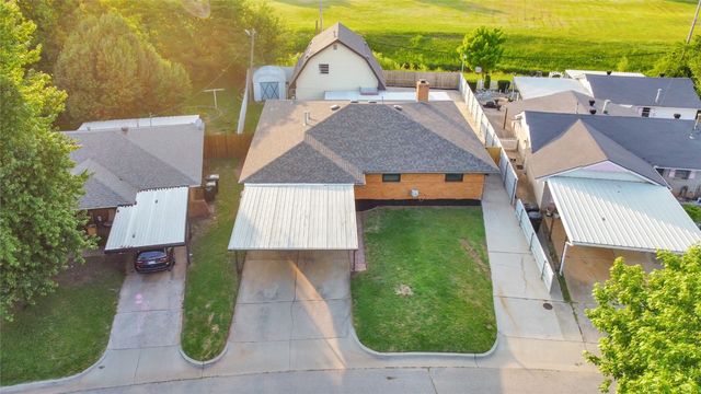 649 NW 1st Street, Moore, OK 73160
