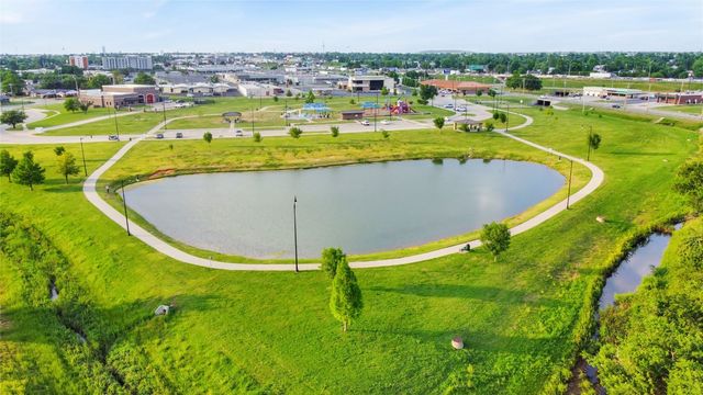 649 NW 1st Street, Moore, OK 73160