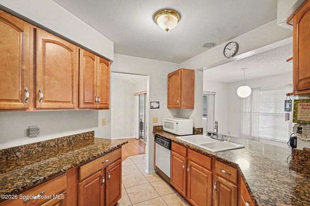 1206 Glencove Avenue NW, Palm Bay, FL 32907