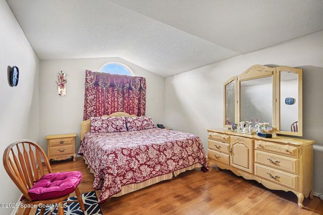 1206 Glencove Avenue NW, Palm Bay, FL 32907