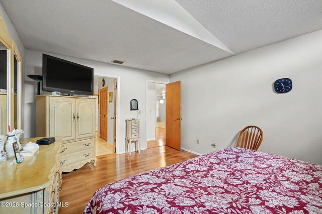 1206 Glencove Avenue NW, Palm Bay, FL 32907