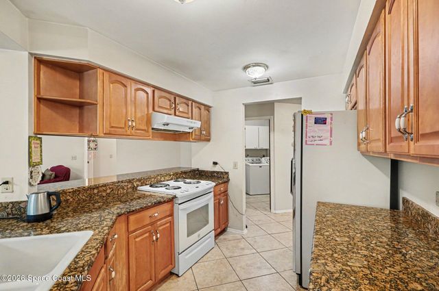 1206 Glencove Avenue NW, Palm Bay, FL 32907