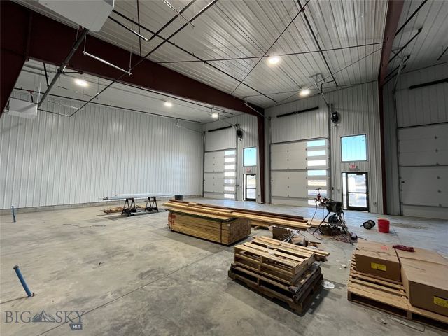 1828 Amsterdam Road 401, Belgrade, MT 59714