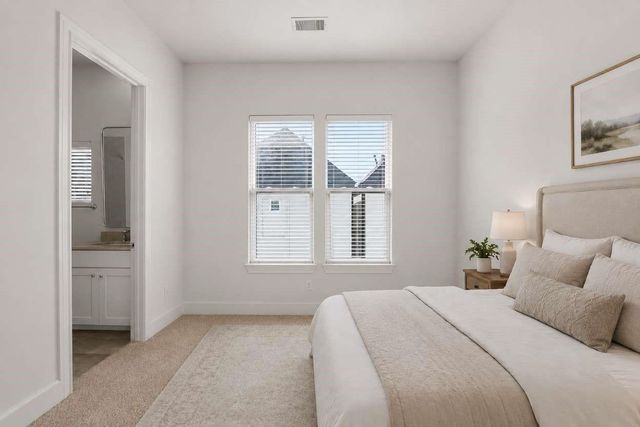 9516 London Bridge Station, Houston, TX 77045