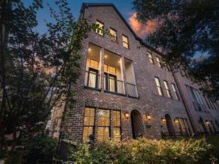 9516 London Bridge Station, Houston, TX 77045