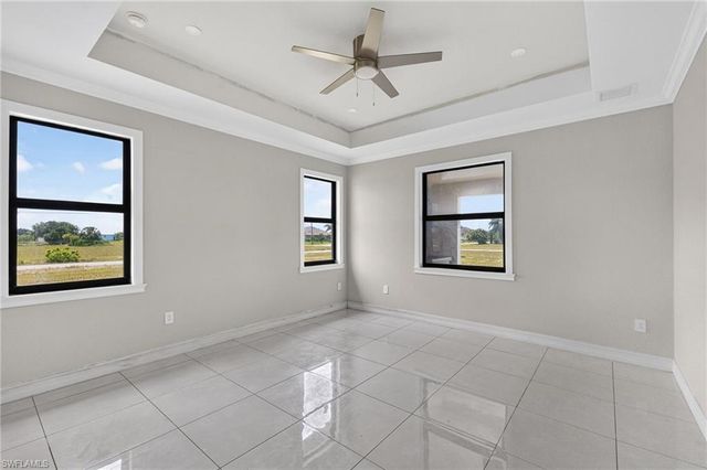 4304 Jacaranda PKWY W, Cape Coral, FL 33993