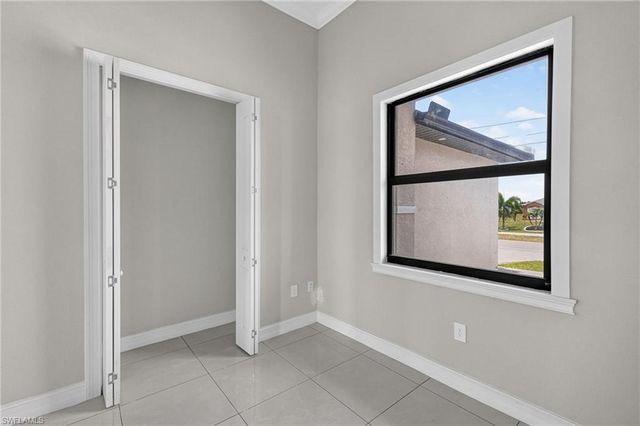4304 Jacaranda PKWY W, Cape Coral, FL 33993
