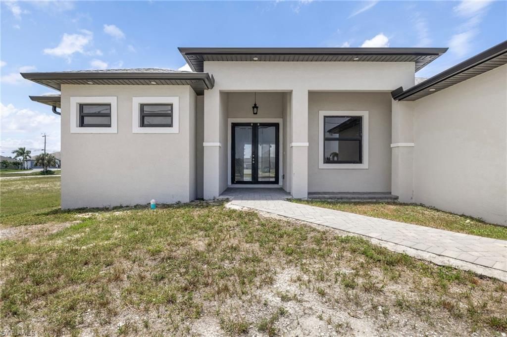 4304 Jacaranda PKWY W, CAPE CORAL, FL 33993 — photo 5