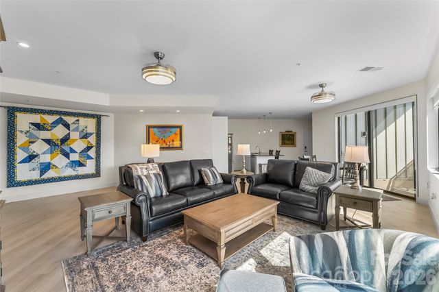 68 Craven Street 312, Asheville, NC 28806