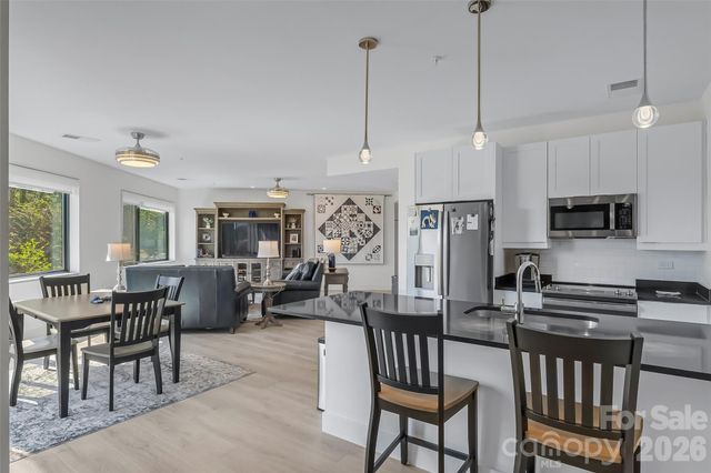 68 Craven Street 312, Asheville, NC 28806