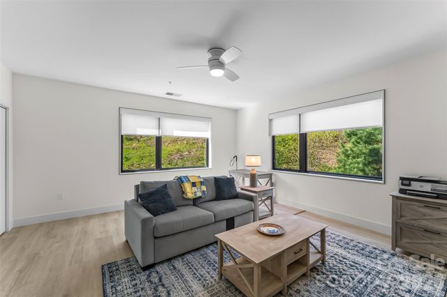 68 Craven Street 312, Asheville, NC 28806