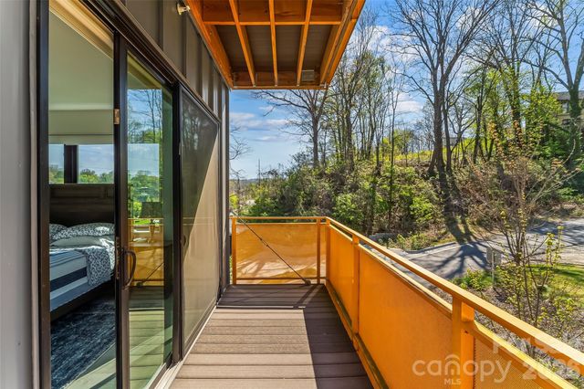 68 Craven Street 312, Asheville, NC 28806