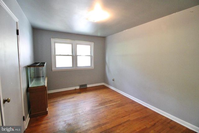 138 MEADOW LN, Lancaster, PA 17601