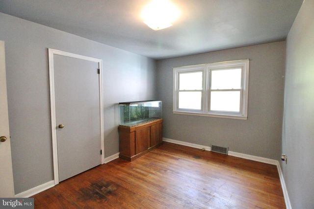138 MEADOW LN, Lancaster, PA 17601