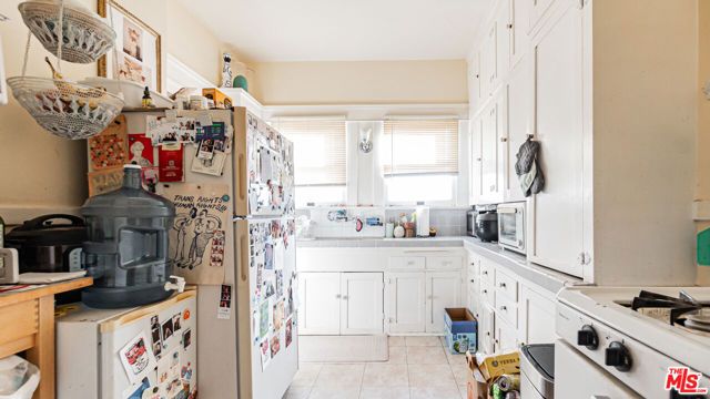 735 Locust Avenue, Long Beach, CA 90813