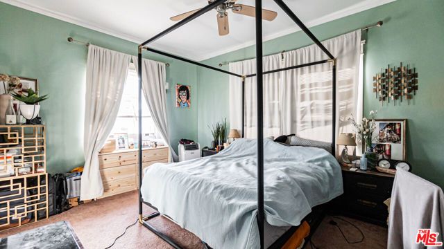 735 Locust Avenue, Long Beach, CA 90813