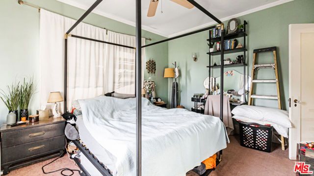 735 Locust Avenue, Long Beach, CA 90813