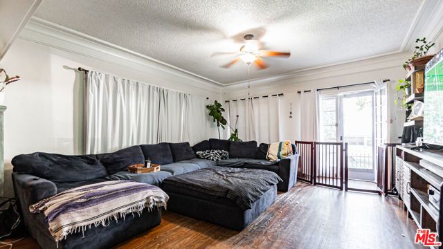 735 Locust Avenue, Long Beach, CA 90813