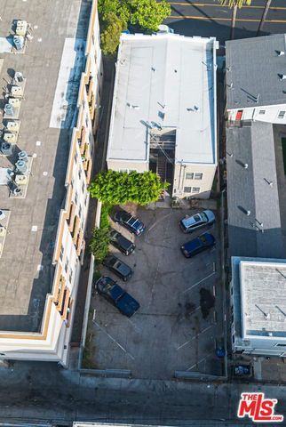 735 Locust Avenue, Long Beach, CA 90813