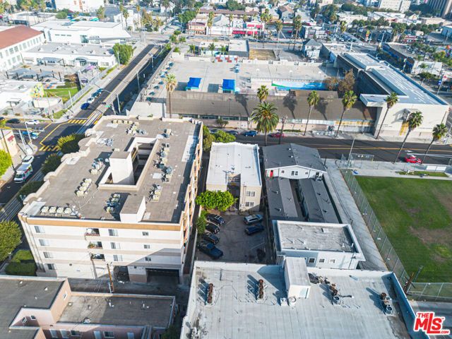 735 Locust Avenue, Long Beach, CA 90813