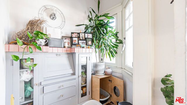 735 Locust Avenue, Long Beach, CA 90813