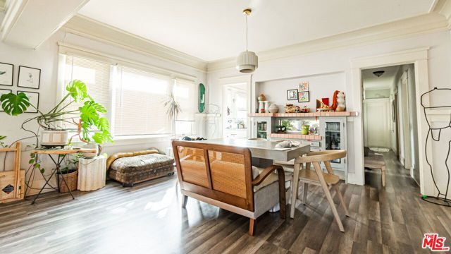 735 Locust Avenue, Long Beach, CA 90813