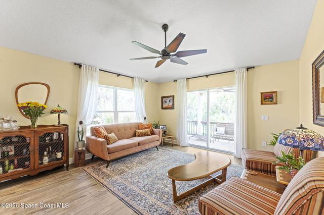 881 Mandarin Drive NE, Palm Bay, FL 32905