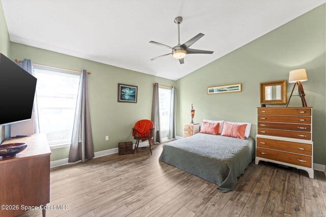 881 Mandarin Drive NE, Palm Bay, FL 32905
