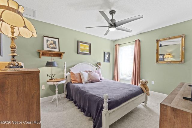 881 Mandarin Drive NE, Palm Bay, FL 32905