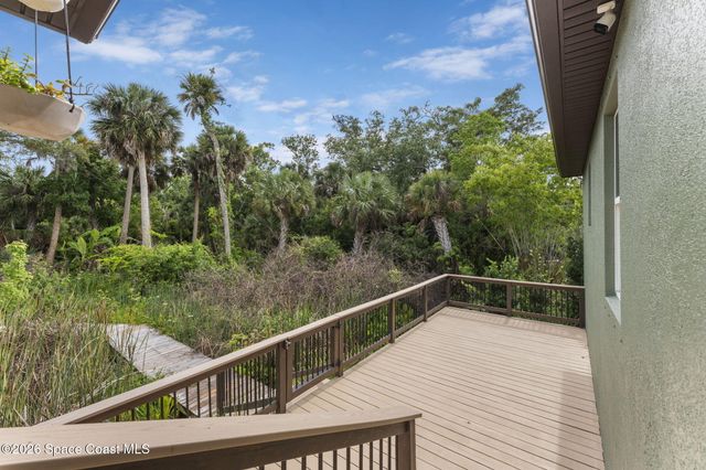 881 Mandarin Drive NE, Palm Bay, FL 32905