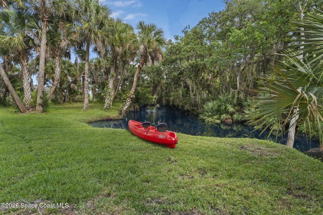 881 Mandarin Drive NE, Palm Bay, FL 32905